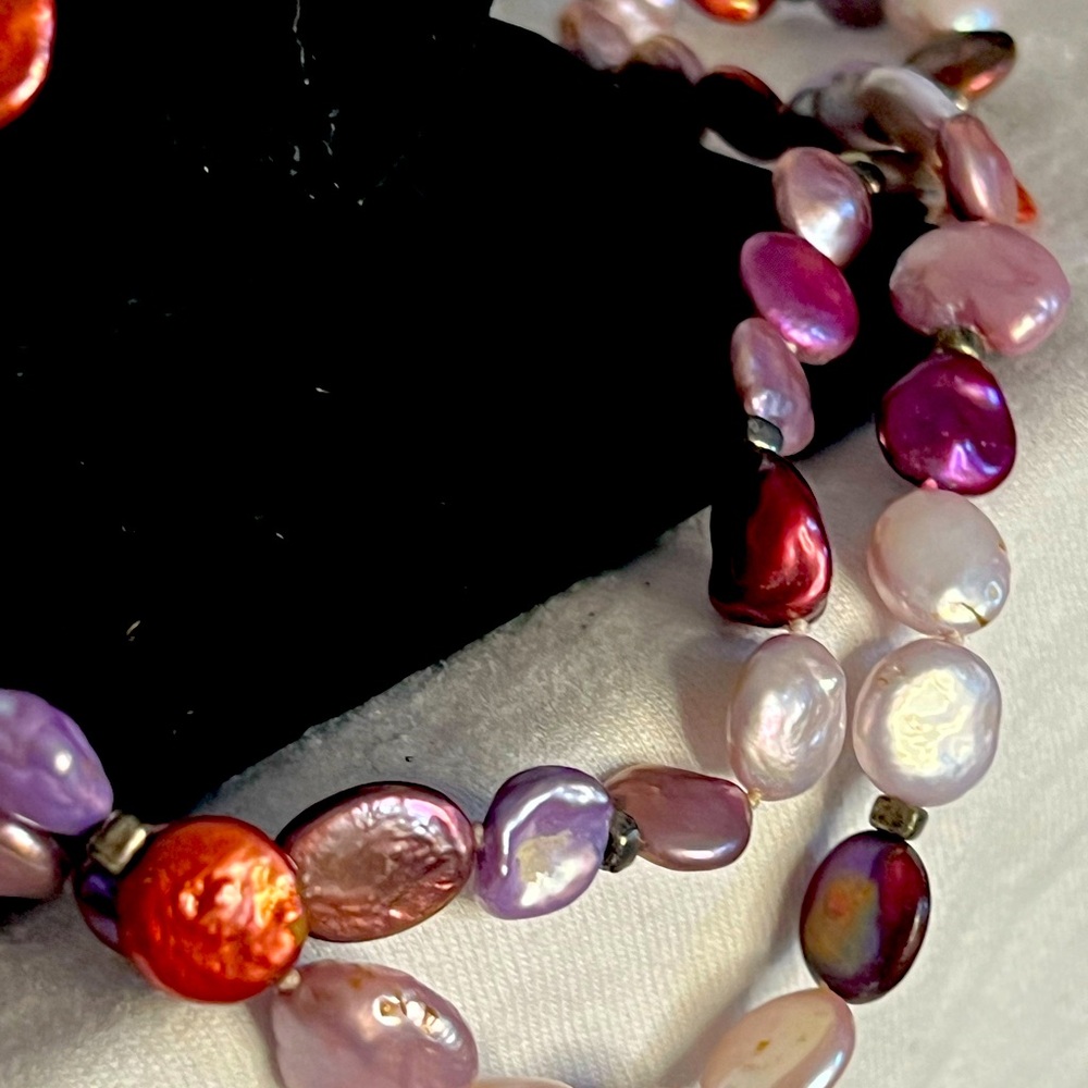 Beautiful coin  real pearls multicolors